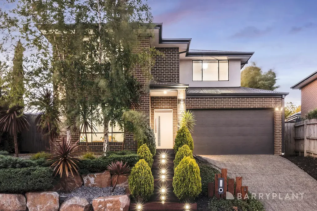 8 Sartina Place, Wandin North, VIC 3139