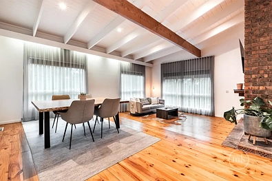 5 Otis Place, Eltham, VIC 3095, 4 Bedrooms, 2 Bathrooms, House