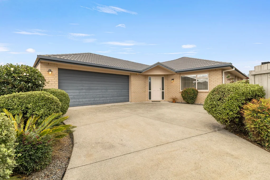 Katikati 3 Slaapkamer Priced to Sell - Superb Coastal Location