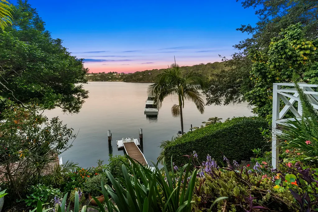 Grays Point 3 Slaapkamer Tranquil Deepwater Sanctuary with Panoramic North/East Views