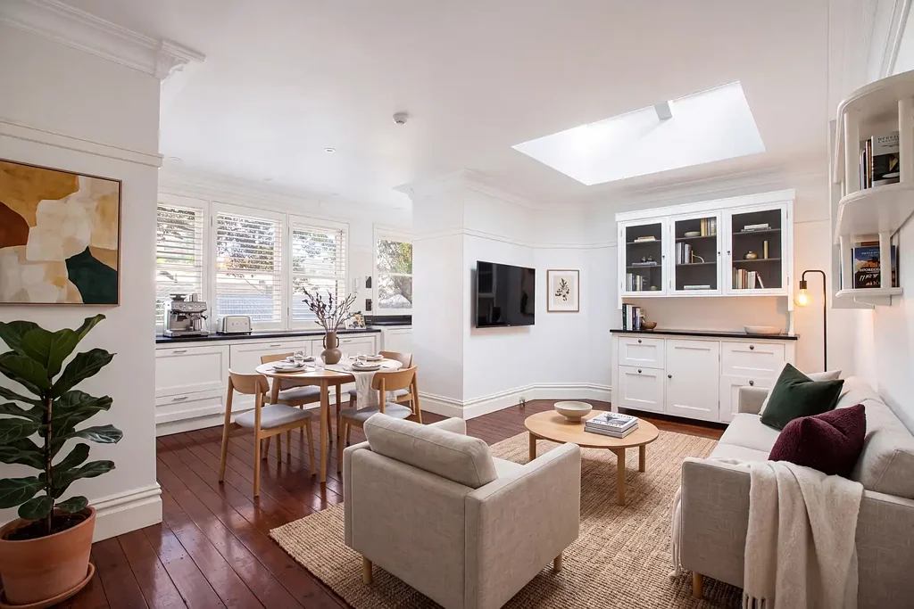 Stylish Apartment Living in Potts Point