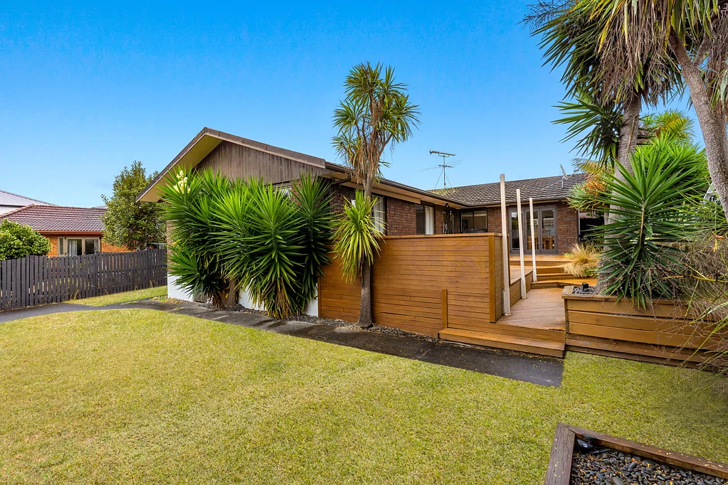 Half Moon Bay 3Kwarto 617 sqm in Macleans Zone | First Time in 43 Years