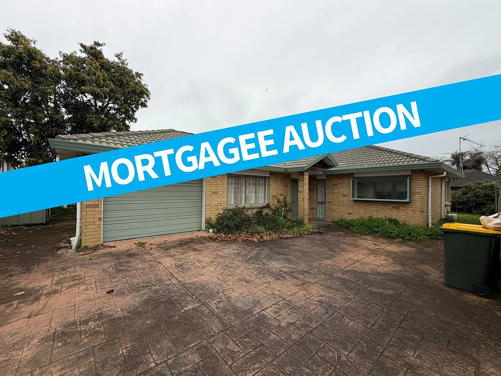 Papakura 3कमरा Mortgagee Auction - Papakura Home