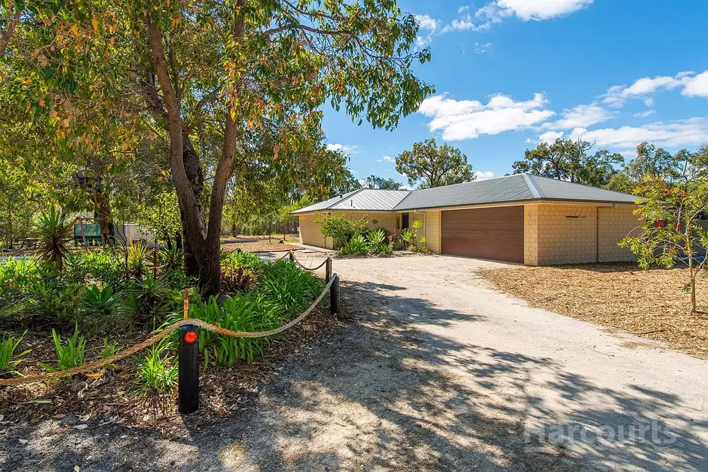 Lake Clifton 4ห้องนอน Modern Lifestyle Acreage Designed for Evolving Families, Flexible Living & Future Potential