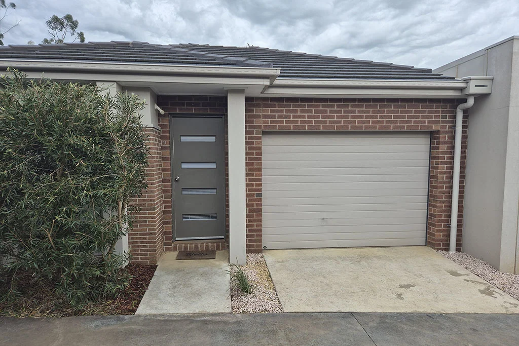 Canadian 2Moenga A Sensational First Home / Investment Opportunity