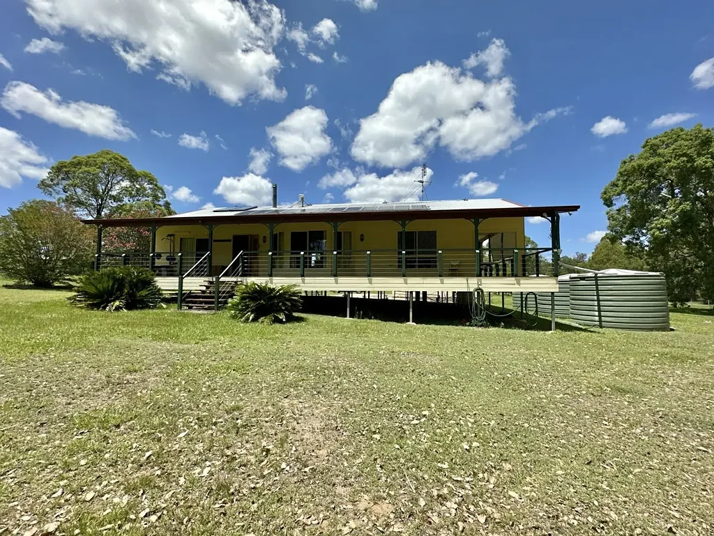 Charming Queenslander Style Home - Your Perfect Rural Retrea