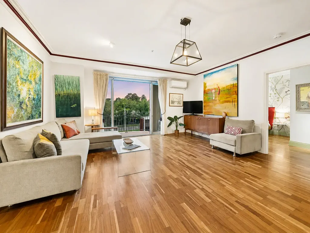 FULLY FURNISHED TWO-BEDROOM RESIDENCE IN THE PRESTIGIOUS "THE BOTANICA"
