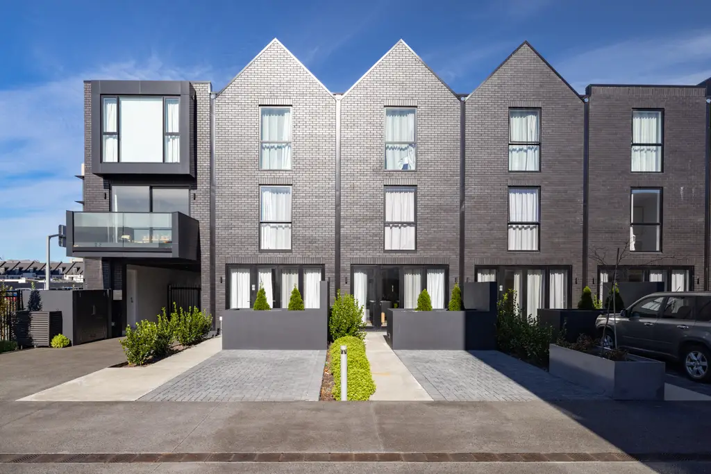Christchurch Central 3 Bedroom Stylish city living overlooking Cranmer Square
