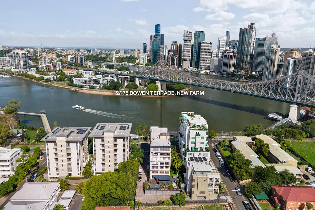 New Farm 2Phòng ngủ Rare Find! River & City Views in One of New Farm's Best Locations