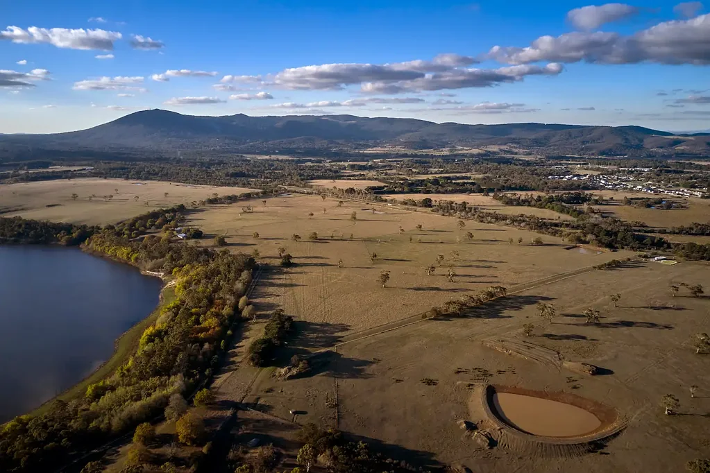 Gisborne  127-Acre Land Opportunity Close to Melbourne