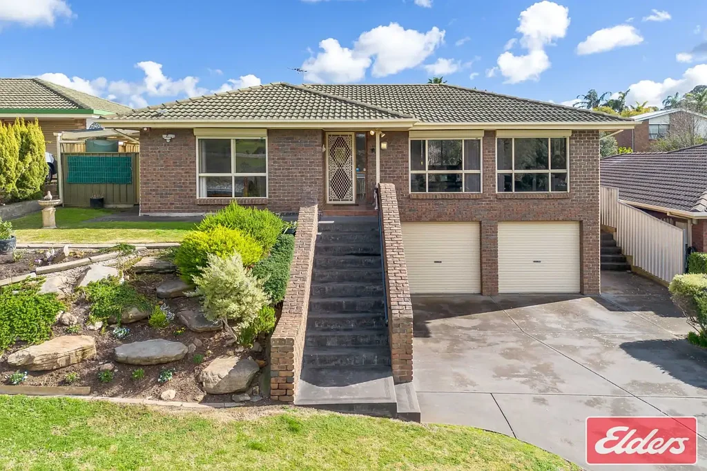 Gawler East 3Moenga Picture Perfect View & Prime Location