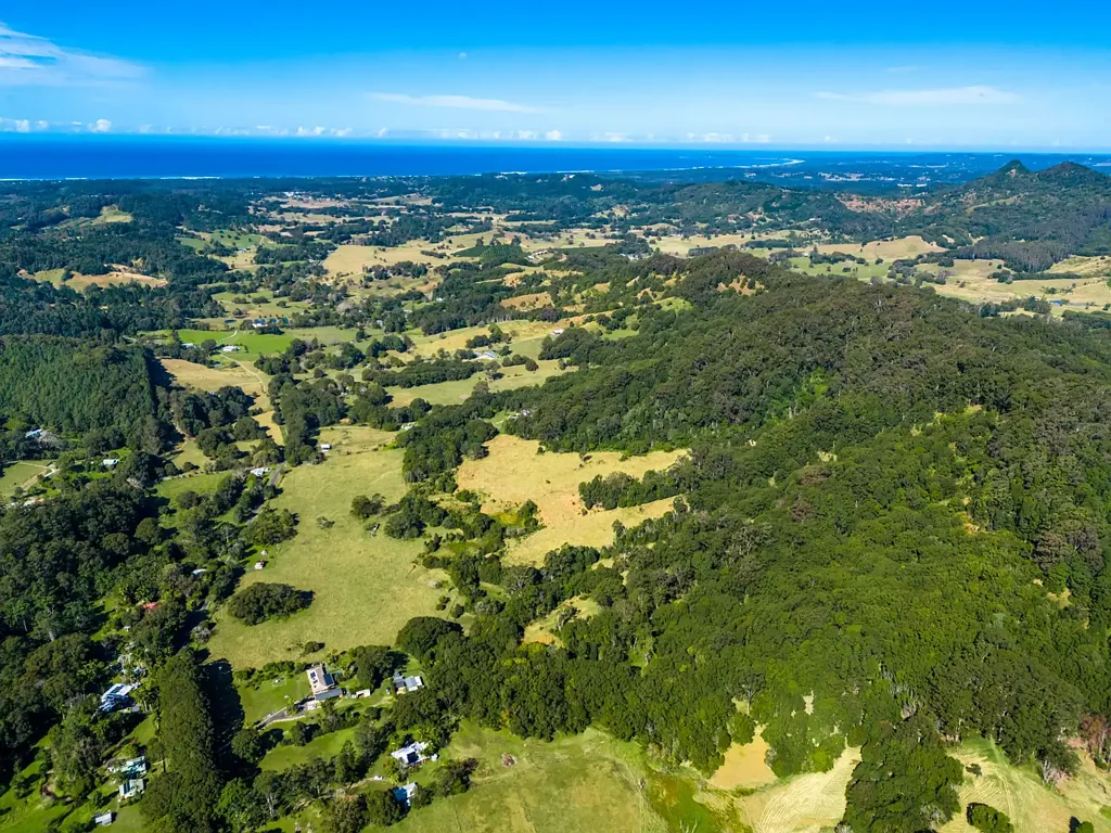 Middle Pocket Own all or part of a breathtaking Northern Rivers sanctuary — 2 homes, creeks, hobby farming, and conservation protecting rainforest and wildlife