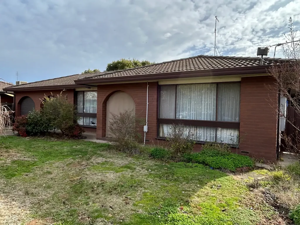 Numurkah 3房  AWAITING YOUR PERSONAL TOUCH