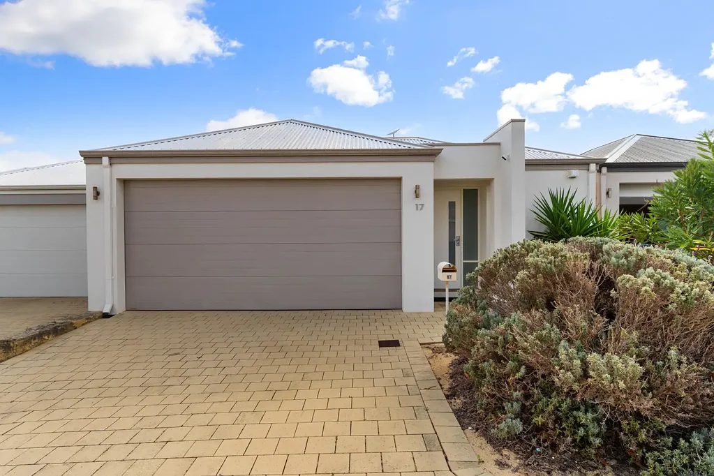 17/6 Chipping Crescent, Butler, WA 6036