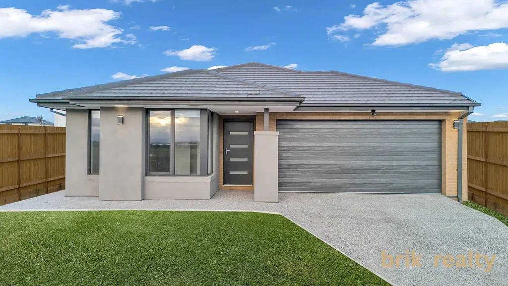 Brand New Family Home in Olivine Estate, Donnybrook