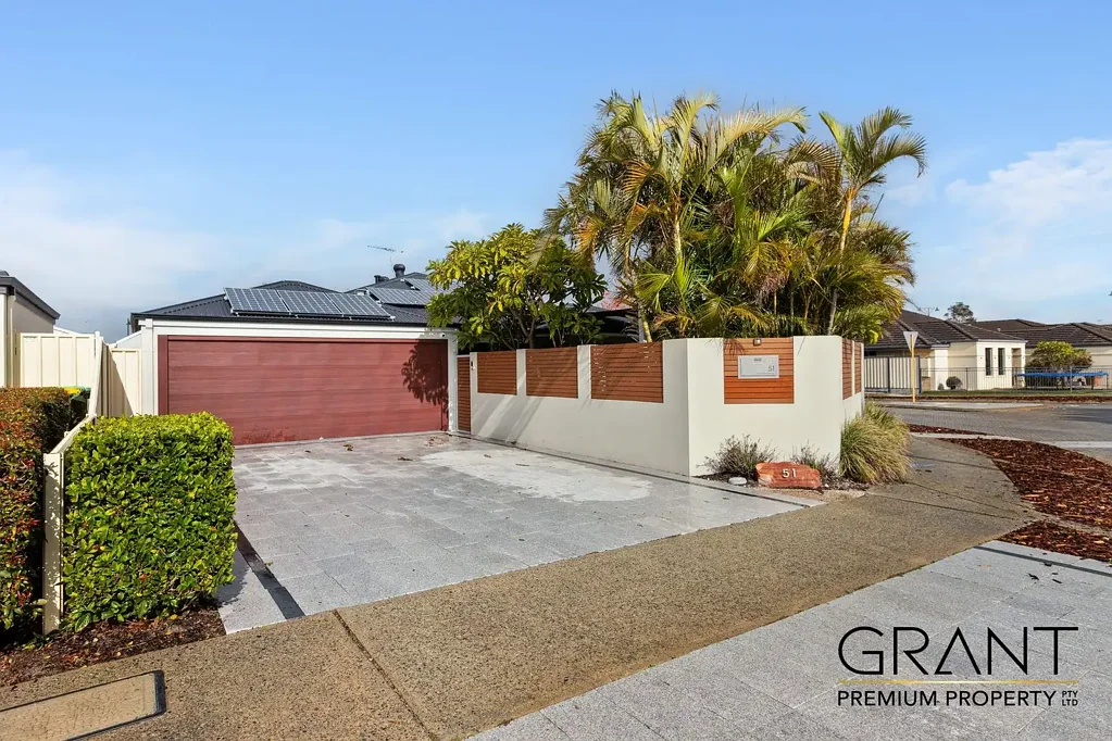 51 Jackadder Avenue, Hammond Park, WA 6164