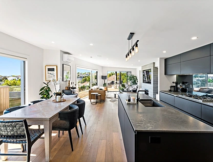 2/45 Kurahaupo Street, Orakei, Auckland City, 4房, 2浴, 独立屋