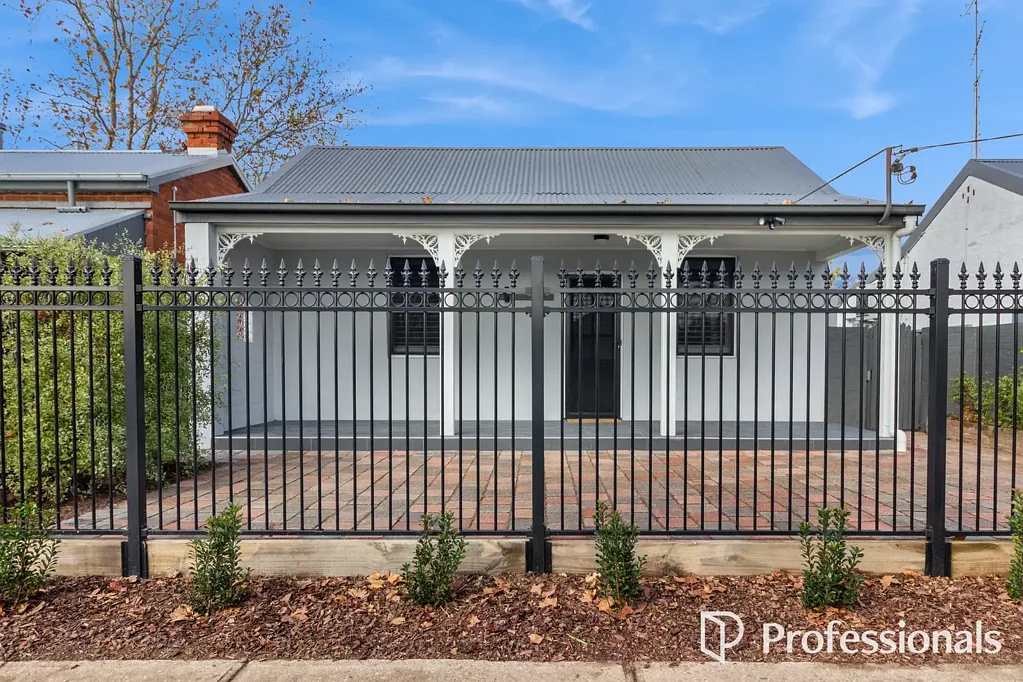 Cottage in Gurwood Street