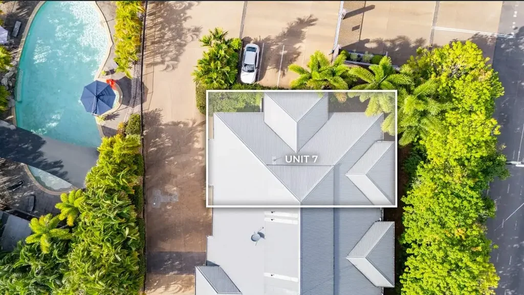 Unfurnished 4 Bedroom Unit.