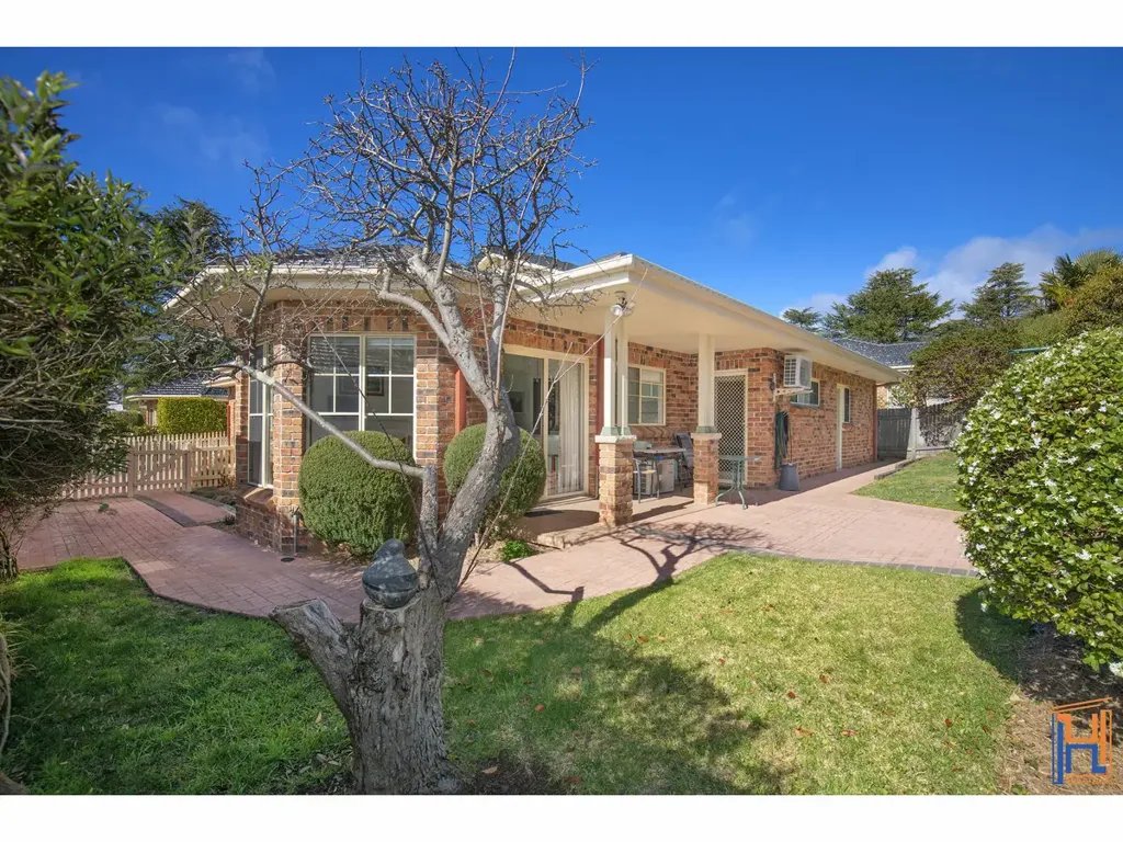 Armidale 3Moenga Millennium Place - Brown Street