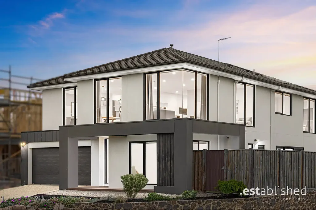 7 Wincott Crescent, Point Cook, VIC 3030