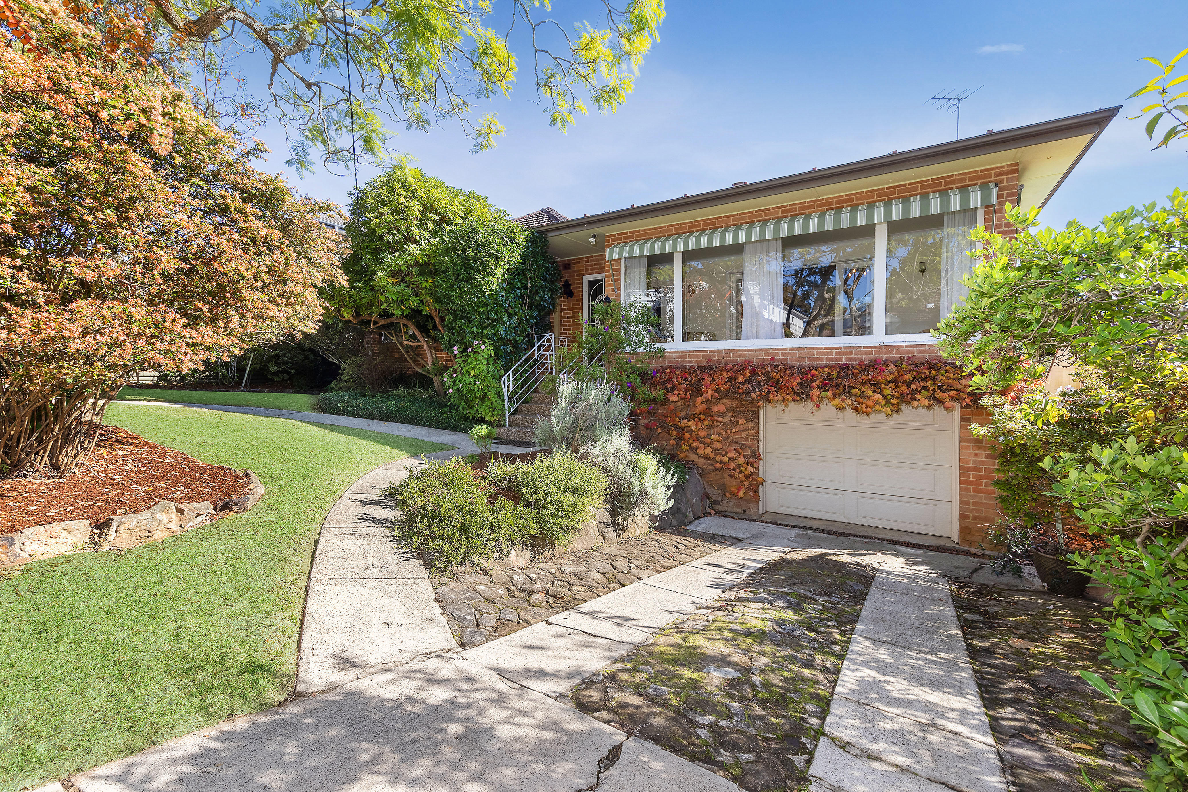 30 FAIRLAWN AV, TURRAMURRA NSW 2074, 0部屋, 0バスルーム, House