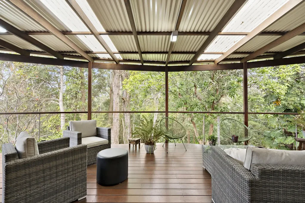 Mount Pleasant 5બેડરૂમ Private, serene family home in bushland setting