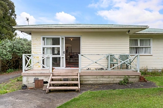 43 Farquhar Road, Glendene, Waitakere City