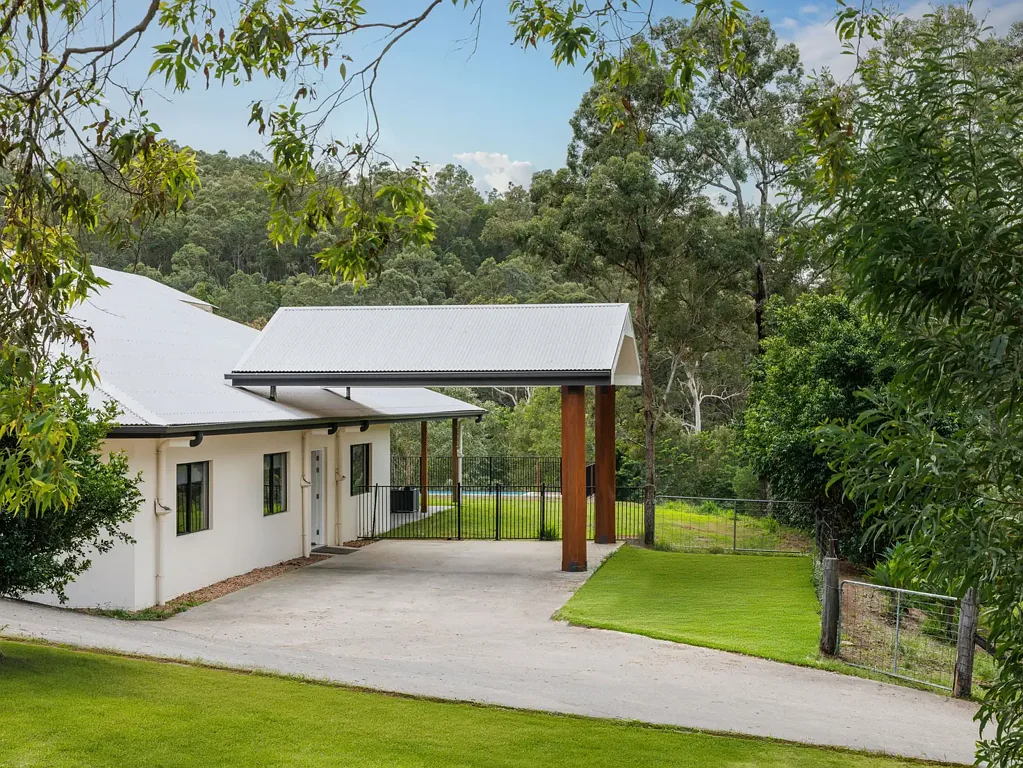 Samsonvale 7ห้องนอน Ultimate Samsonvale Lifestyle Retreat - Luxury Home, Pool & Business Potential