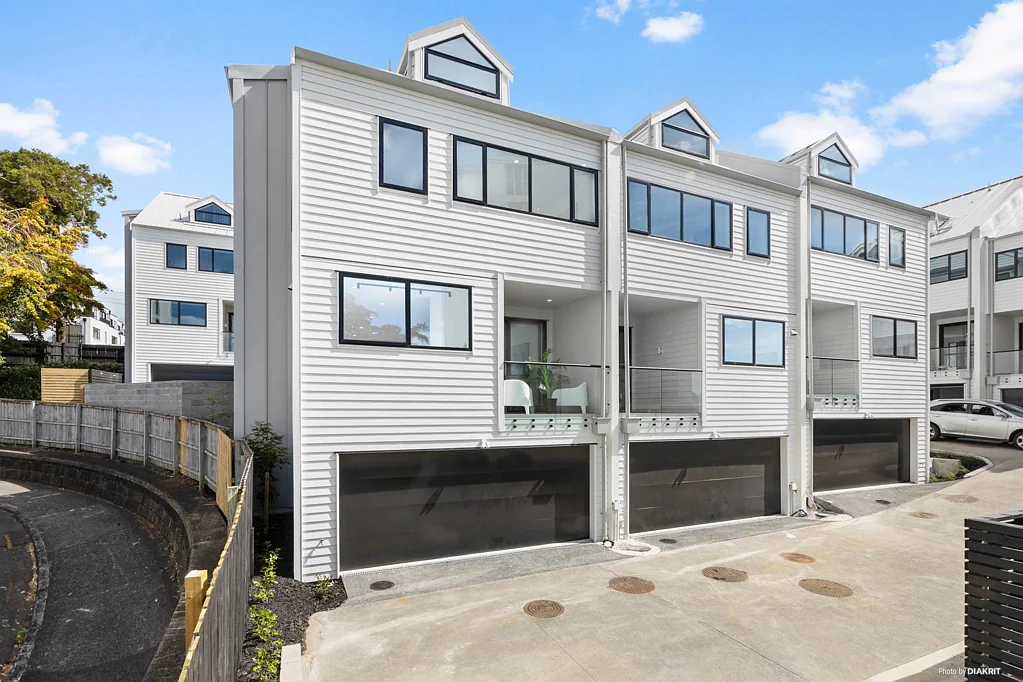 Epsom 4房  Contemporary living in DGZ!