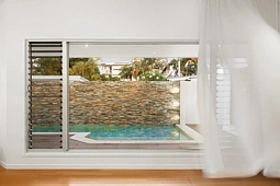 12 Hinkler Parade, Maroochydore