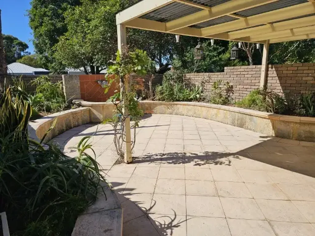 Well Presented - Move In Ready!