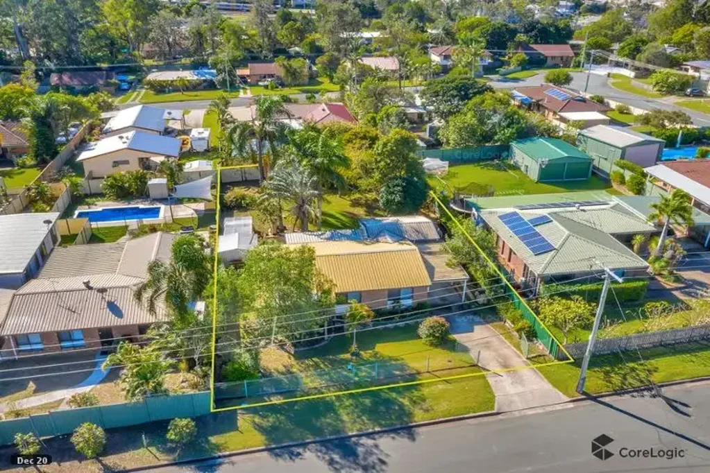 Family-Friendly Living in Bethania: Spacious Home with a Generous Yard!