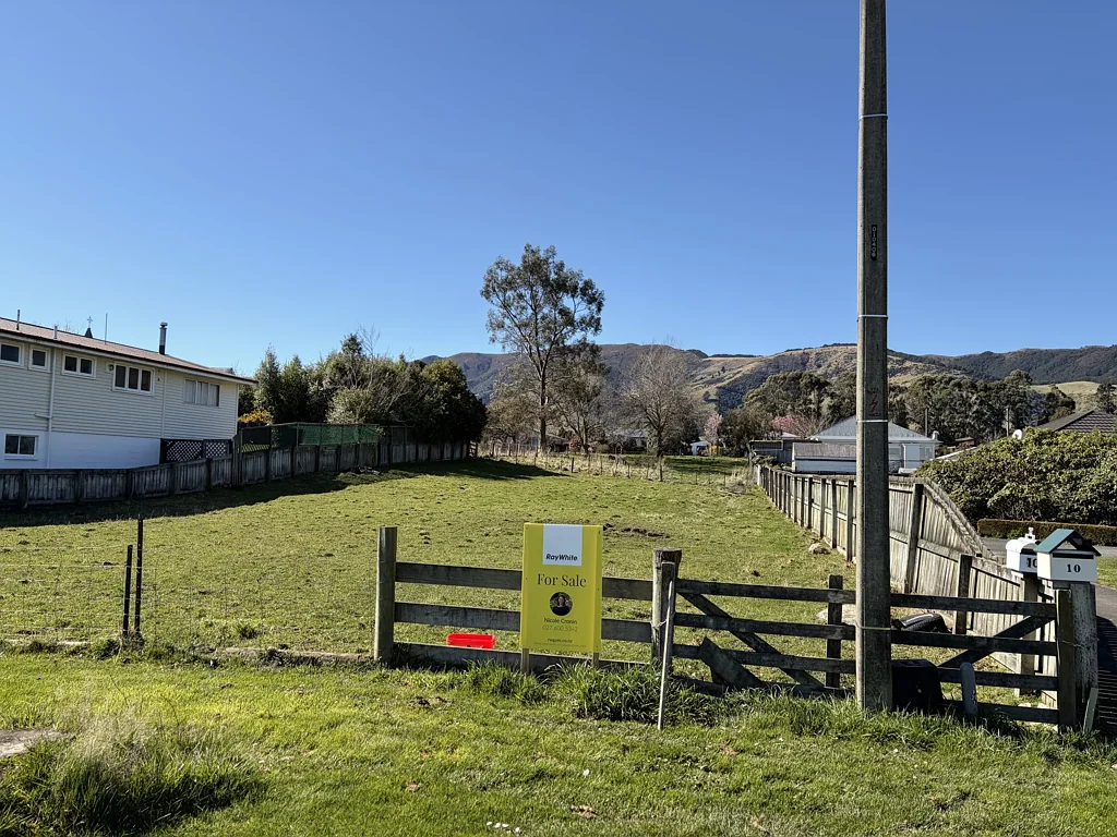 Tapanui Build, Invest or Land Bank in Tapanui