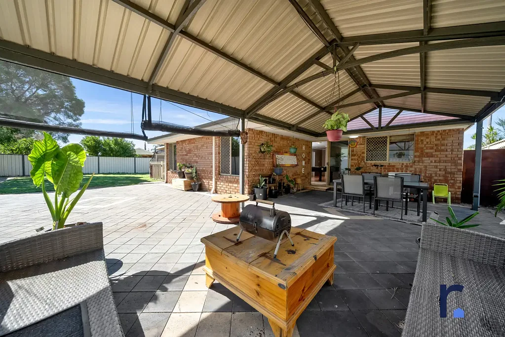 137 Newburn Road, High Wycombe, WA 6057