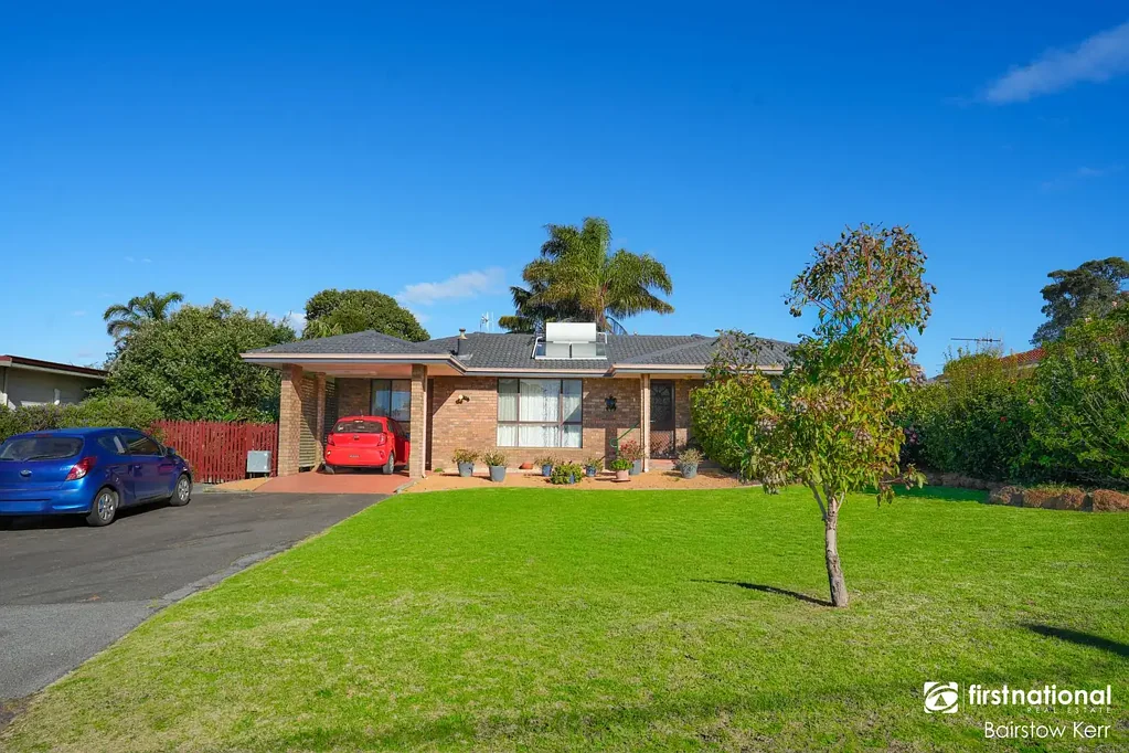 Yakamia 4બેડરૂમ Well Presented Family Home