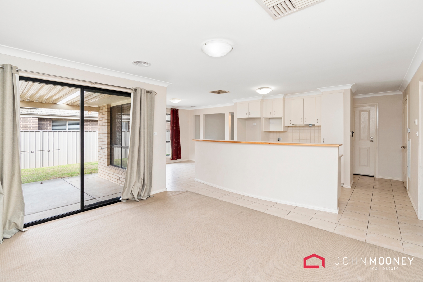 30 BARRIMA DR, GLENFIELD PARK NSW 2650, 0部屋, 0バスルーム, House