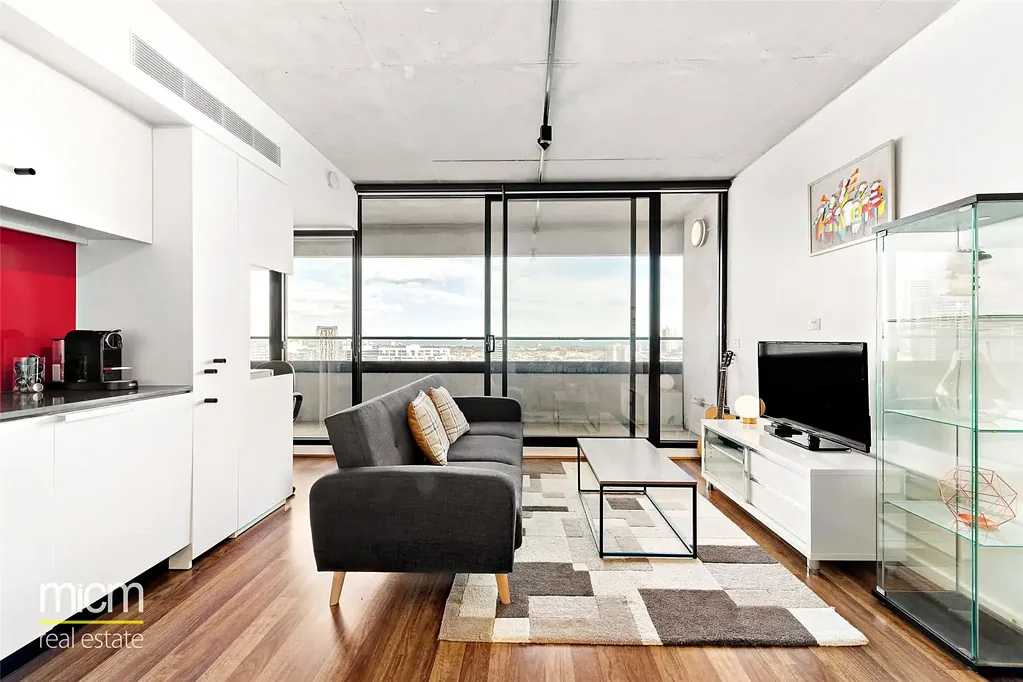 Level 20-2 Bedrooms, 2 Bathrooms, 1 Car Space