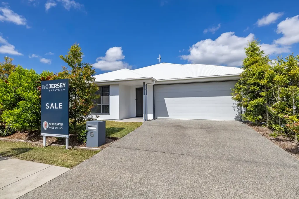 5 Langford Street, Banya, QLD 4551