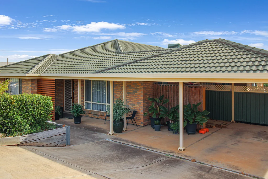 3 Edwards Crescent, Waikerie, SA 5330