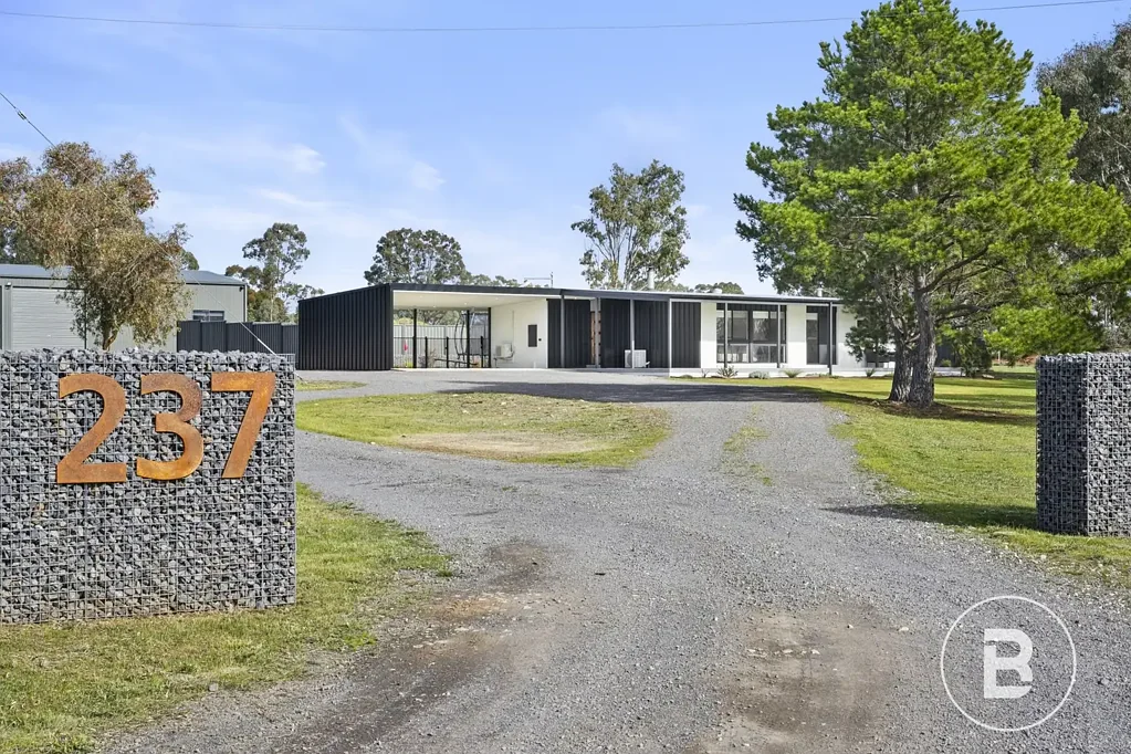 237 Adelaide Lead - Alma Road, Alma, VIC 3465