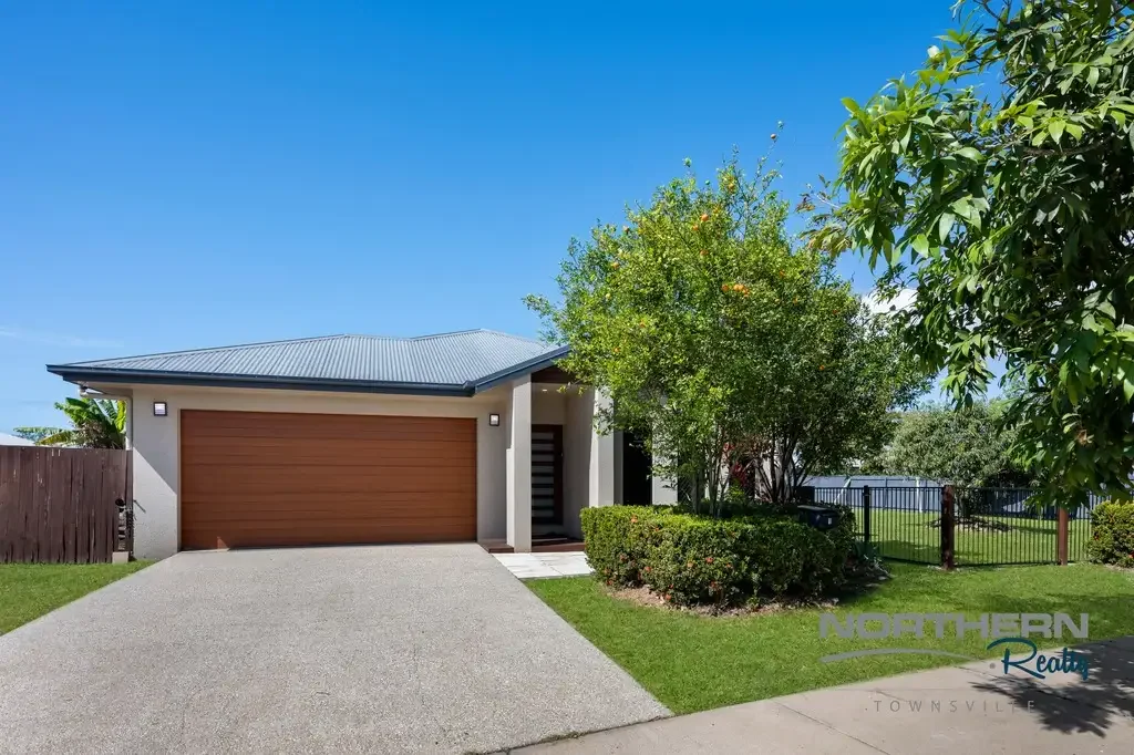 Mount Low 4ਬੈੱਡਰੂਮ Spacious Family Living with Room for a Pool and Shed!