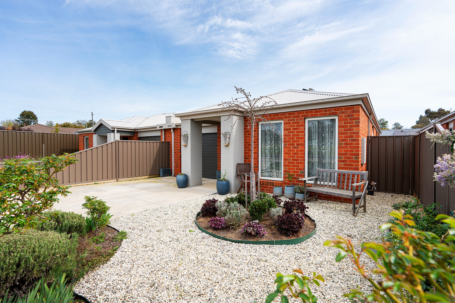 UNIT 2 1 WILKIE ST, CASTLEMAINE VIC 3450, 0 Schlafzimmer, 0 Badezimmer, Townhouse