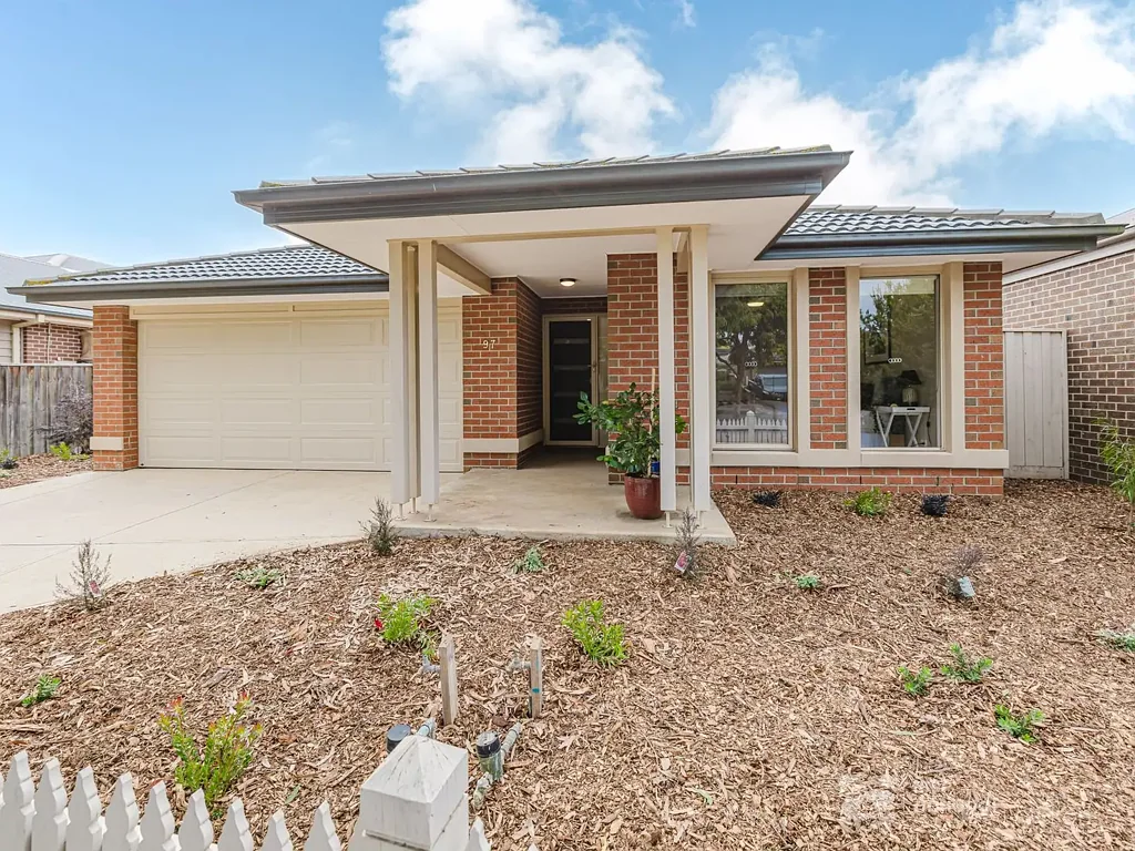 97 Lancefield Circuit, Eynesbury, VIC 3338