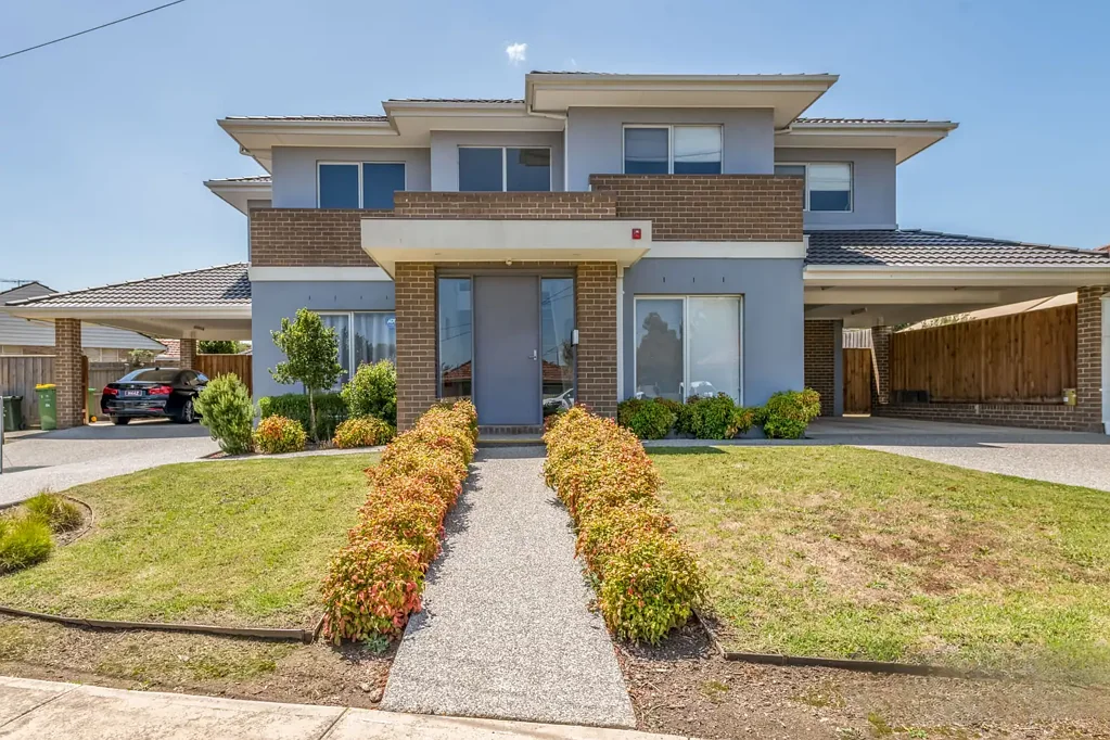 Boutique, Low Maintenance Living