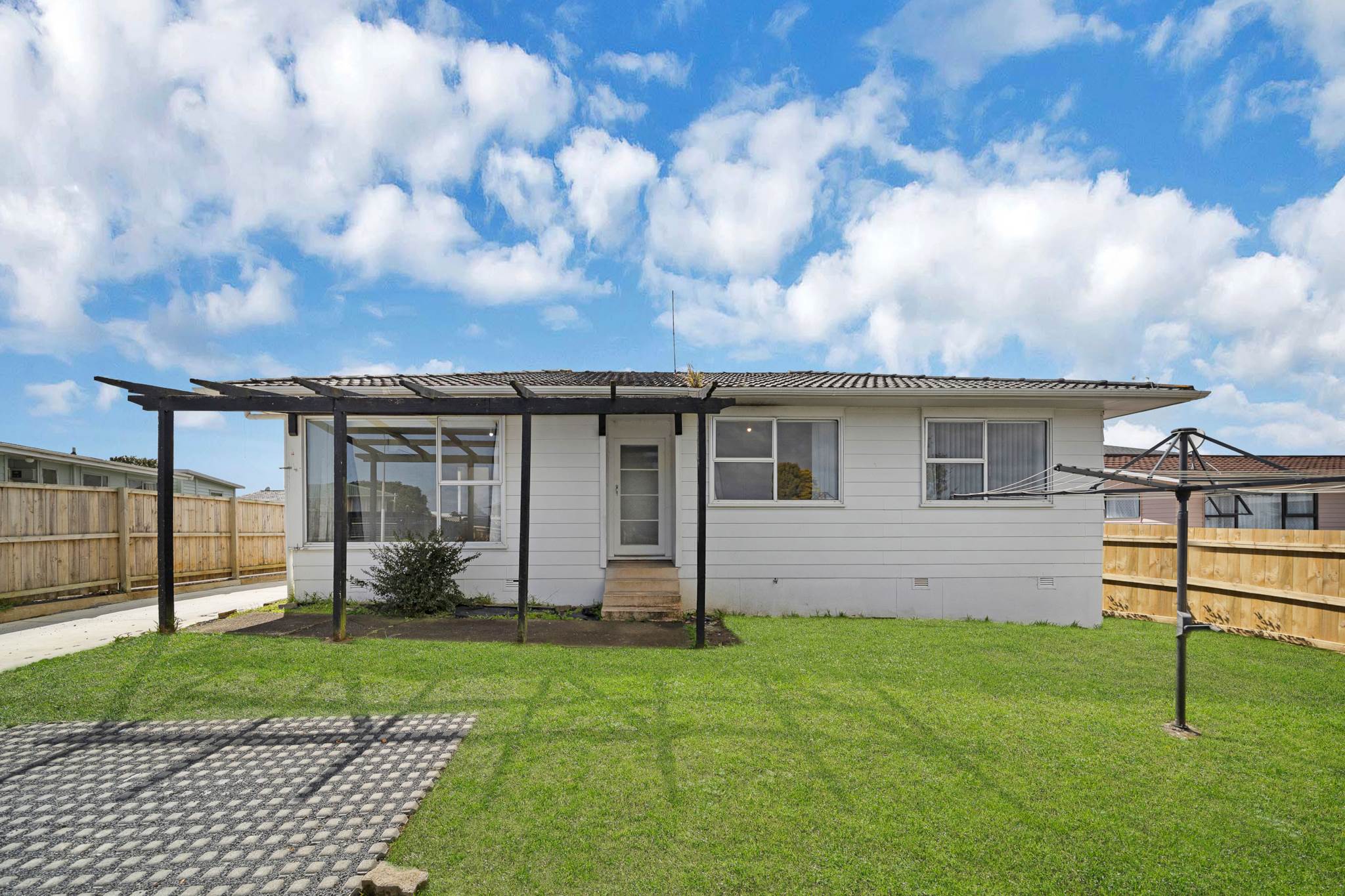 37 McDivitt Street, Manurewa, photo 1