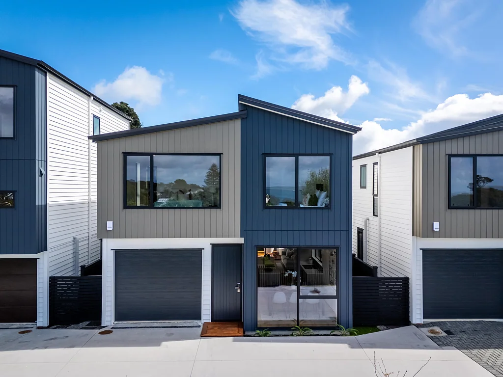 Torbay 4房  Luxury Living with Stunning Sea Views!