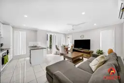 4/67 Glorious Promenade, Redbank Plains