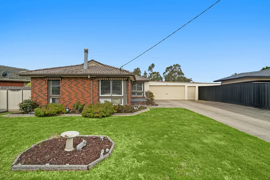 Riddells Creek 5Kwarto Country-Style Comfort with Pool, Shed & Central Location
