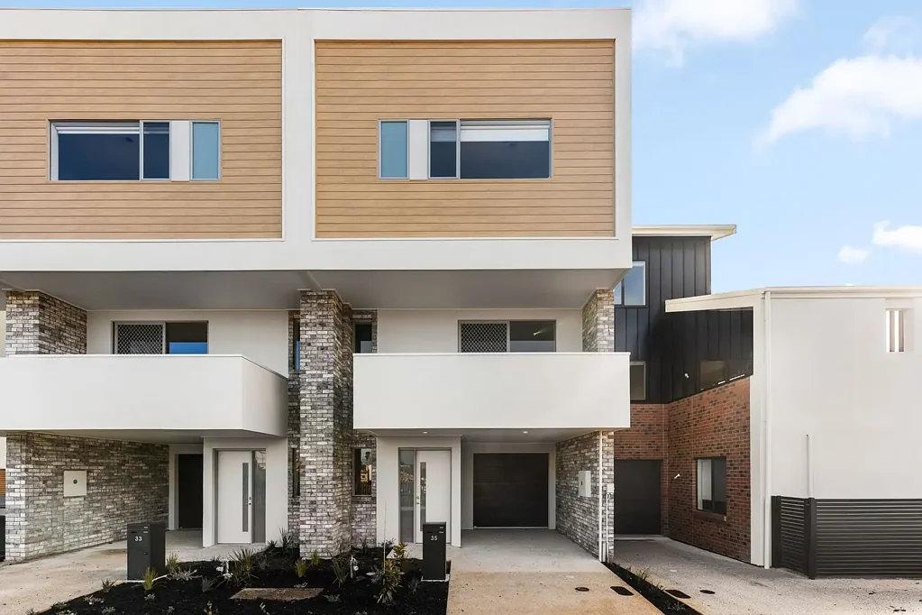 Modern Comfort Meets Stylish Living – Brand New 3-Bedroom Townhouse with Separate study.